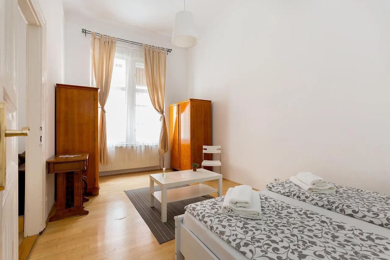 بودابست Kazinczy 32/Ii-Piano Central Apartments